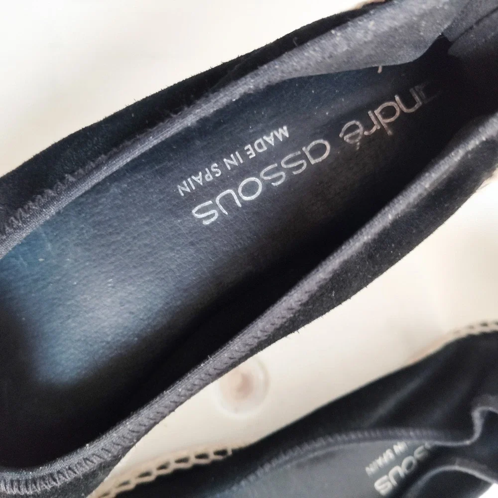 Andre Assous Espadrille Flats 9 Black Suede‎ Shoes Ruffle Flower Made in Spain